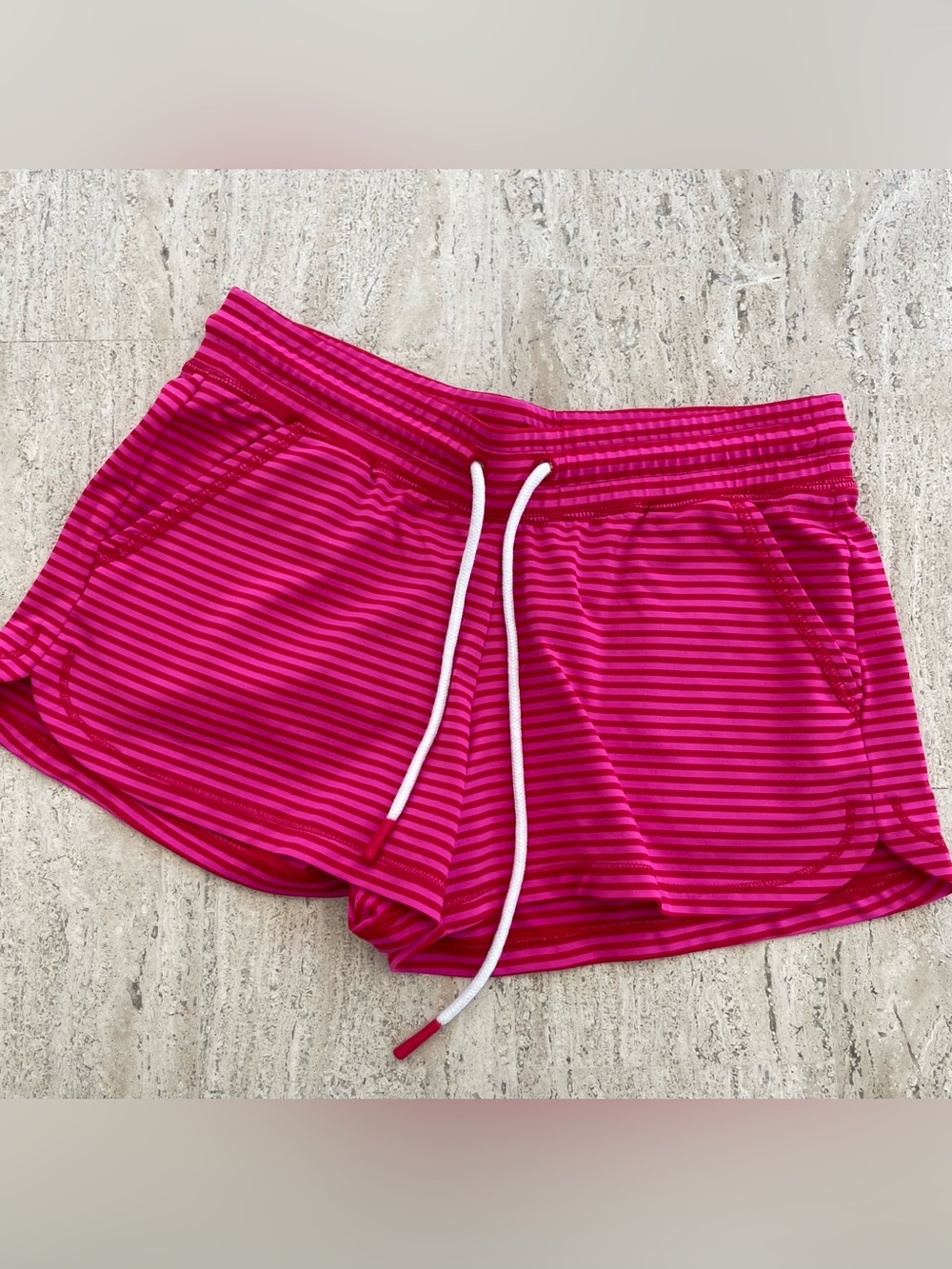 Vineyard Vines shorts
